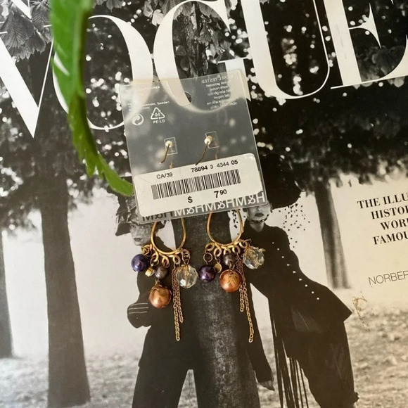 H&M - Dangling Y2K Earrings - Picture 3 of 3